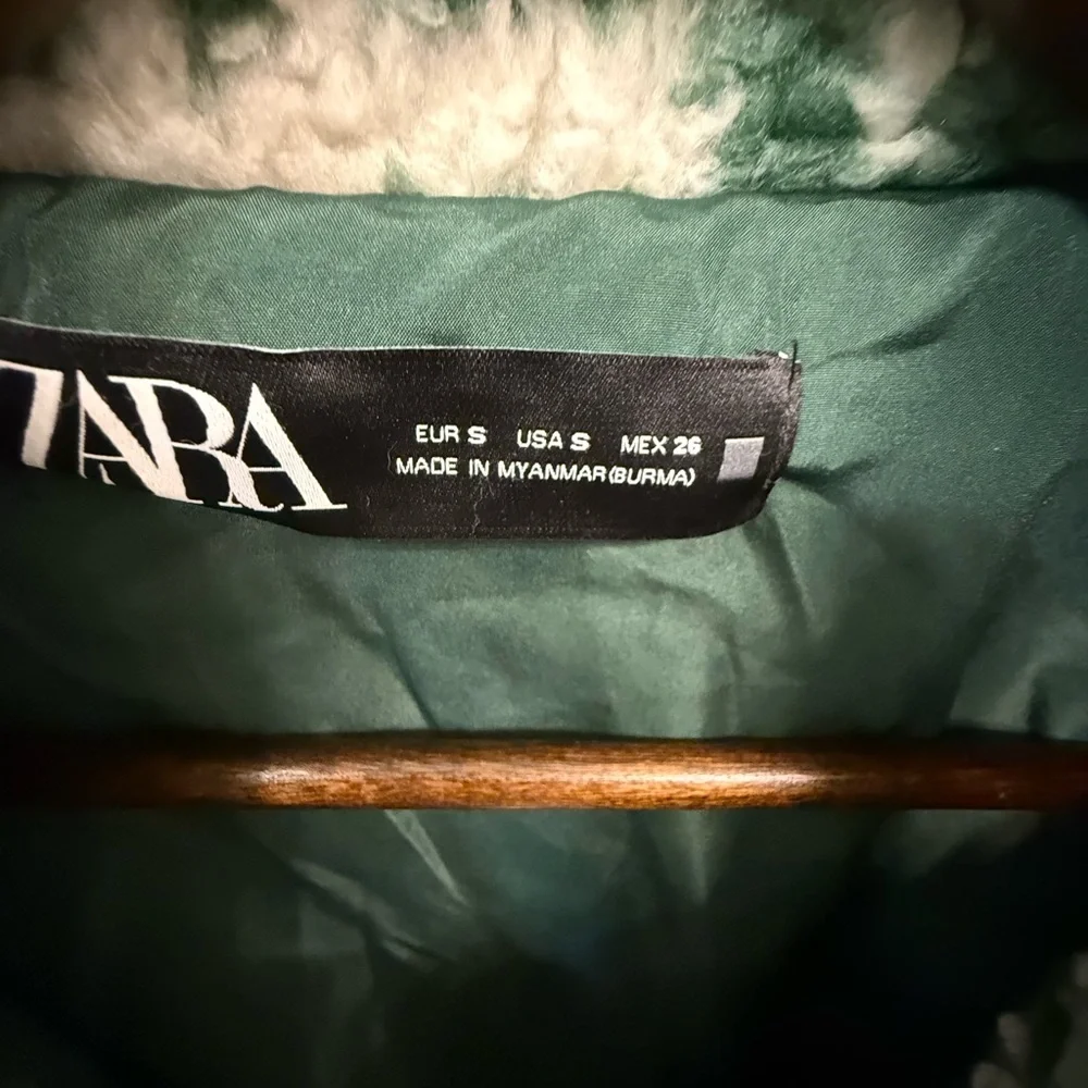 Zara Green and White Plaid Jacket - Picture 2 of 3